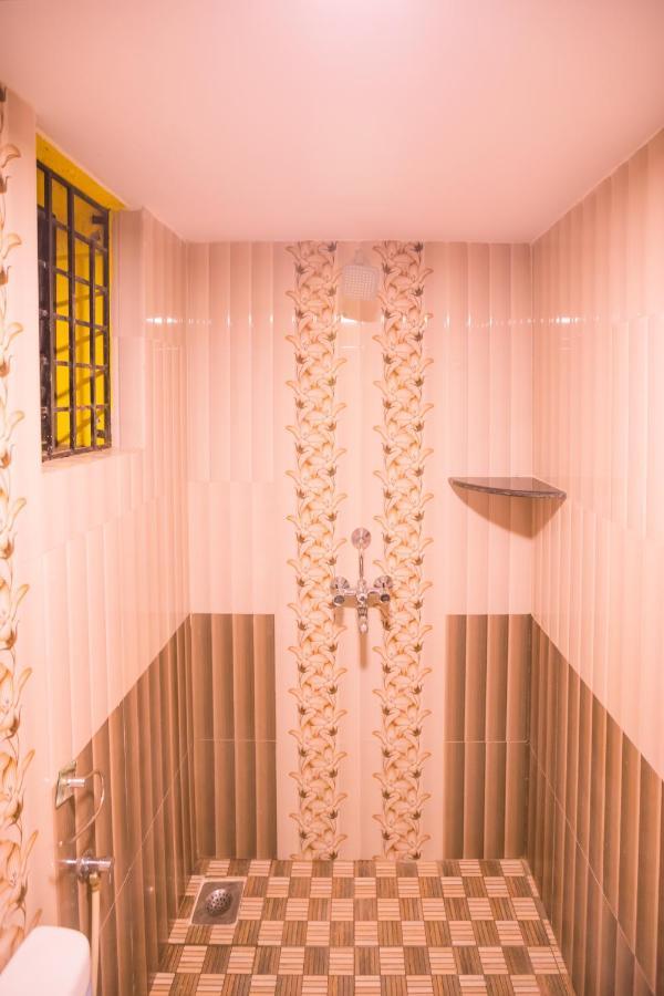 Guest house Pinnacle Mist , Road Calangute